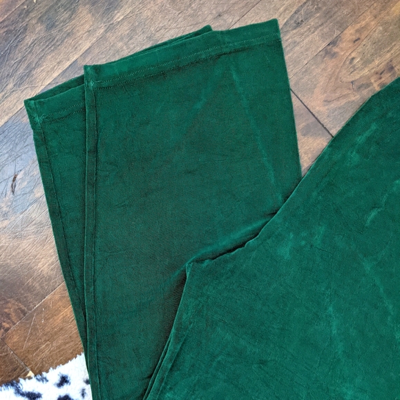 GREEN lounge pants - Picture 2 of 3